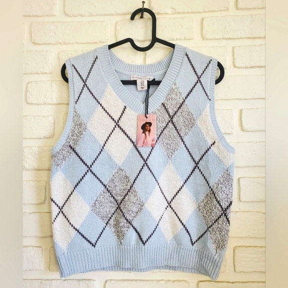 Sincerely Jules Argyle Checkered Cropped Knit Sweater Vest Size Medium NWT - Picture 1 of 10